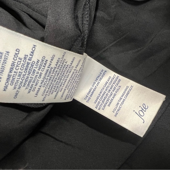 Long sleeve smocked top - Picture 10 of 10